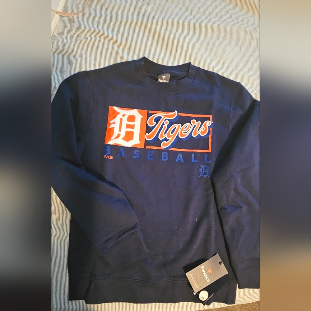 Fanatics Blue Crewneck Sweater with Detroit Tigers Logo